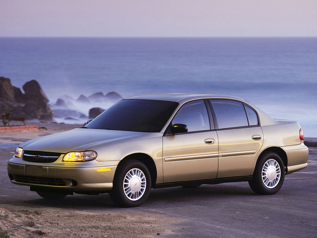 Chevrolet Malibu 5 поколение, рестайлинг, седан (07.1999 - 04.2005)